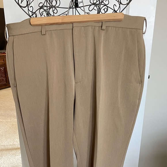 Men’s slacks - Picture 3 of 3